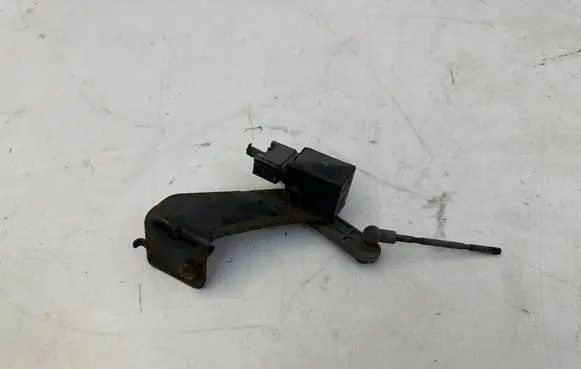 Chrysler 300 - 300C Headlight/headlamp level sensor 89025549