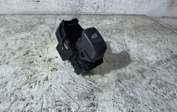 Volvo S60 Electric window control switch 9472275 01W302