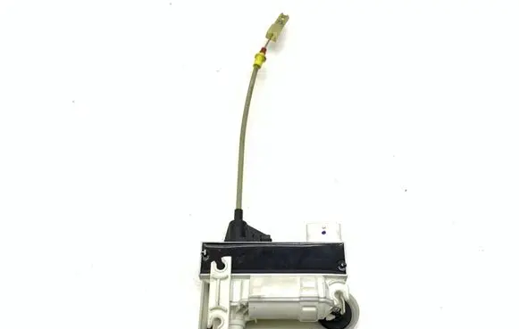 BMW X5 F15 Front door soft close latching motor 7419840