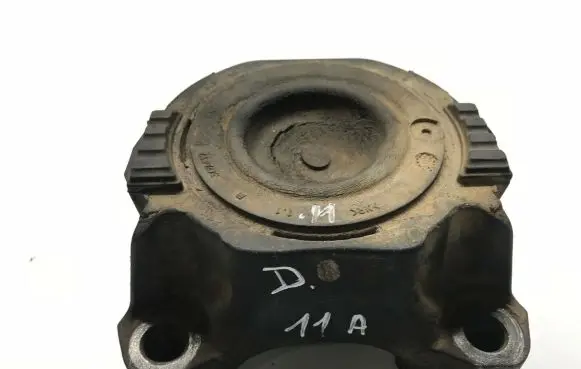 Ford Focus C-MAX Engine mount bracket 4M516F012D 63331806T