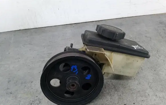 Ford Mondeo Mk III Power steering pump 1S7C-3R700-AC