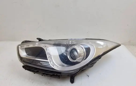 Hyundai i40 Headlight/headlamp 921013ZXXX 921013Z090 921013Z095