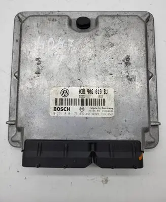 Volkswagen PASSAT B5.5 Engine control unit/module 038906019BJ 0281010176