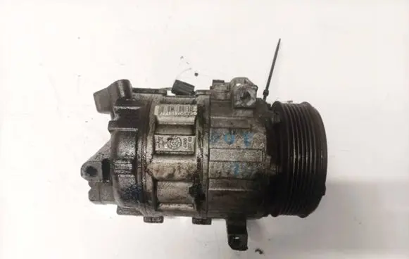 Renault Laguna III Air conditioning (A/C) compressor (pump) 8200890987A 8200890987--A