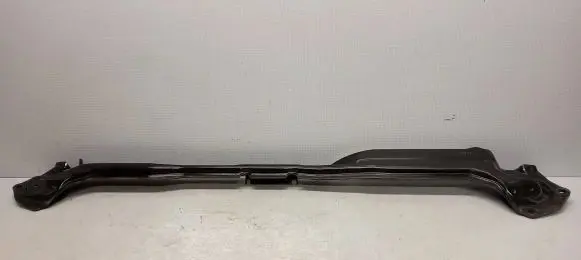 Ford Focus ST Front bumper cross member AV6116H004AC 30914A1102