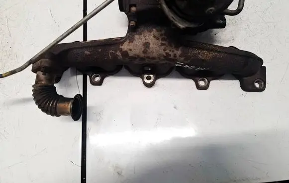 Citroen C5 Exhaust manifold 9681570480