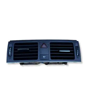 Mercedes-Benz C W204 Dash center air vent grill A2048305754 7712001