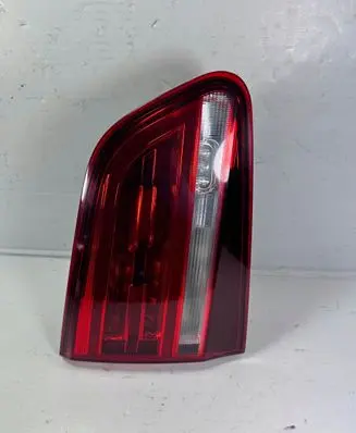 Volkswagen Sharan Tailgate rear/tail lights