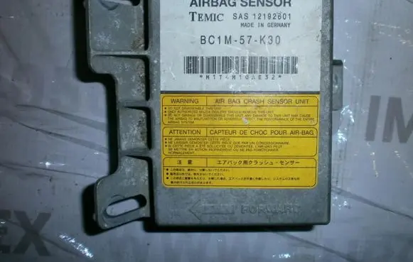 Mazda 323 Airbag control unit/module BC1M57K30 12192601
