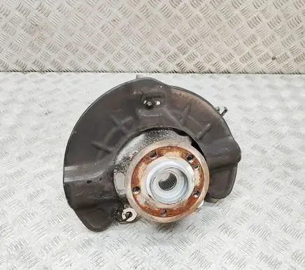 Mercedes-Benz A W177 Front wheel hub A2473320800