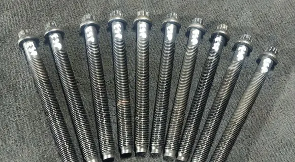 Renault Espace IV Cylinder head bolts 