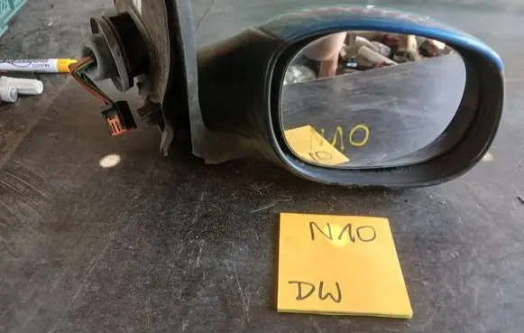 Peugeot 206 Front door electric wing mirror
