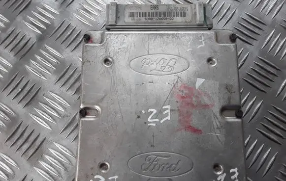 Ford Mondeo MK I Engine control unit/module 93BB12A650GD SMD286 E9AF14A624AA