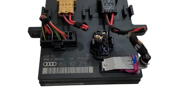 Audi A4 S4 B6 8E 8H Comfort/convenience module 8E0907279B