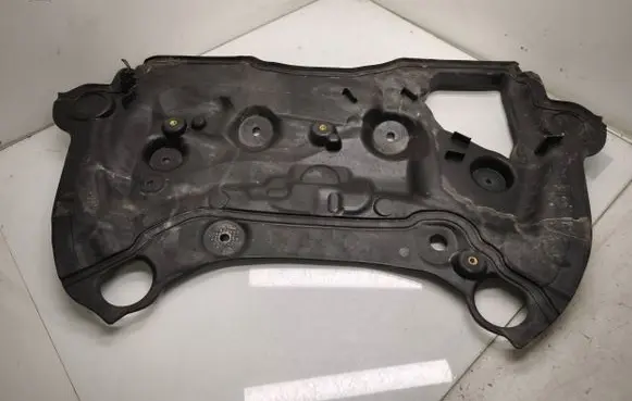 BMW X5 G05 Other engine bay part 7424945