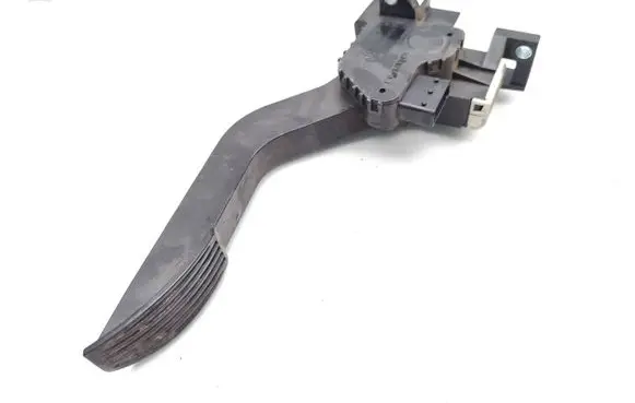 Iveco Daily 6th gen Accelerator throttle pedal 5801814890 17615B