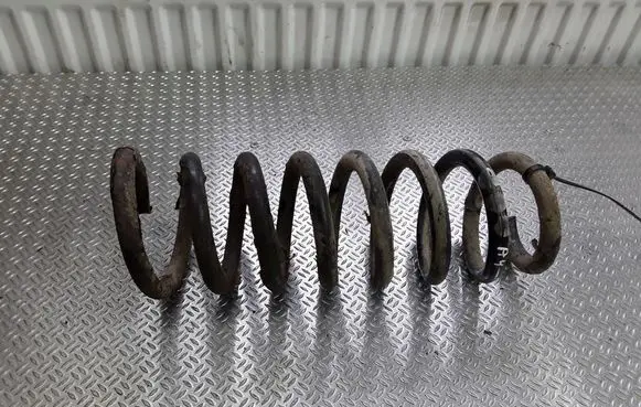 Audi A4 S4 B5 8D Rear coil spring
