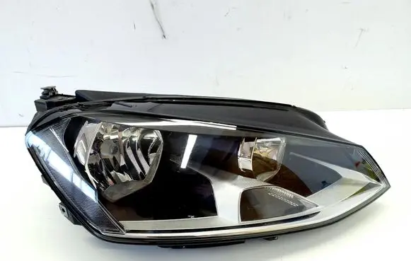 Volkswagen Golf VII Headlight/headlamp 90043197