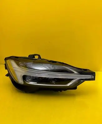 Volvo XC60 Headlight/headlamp 32133545