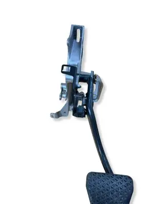 BMW X5 E53 Brake pedal 6752789