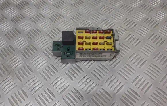 Chrysler PT Cruiser Fuse box set P04671458AE