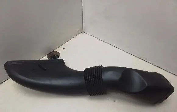 Volvo S80 Air intake duct part 8626060 73212