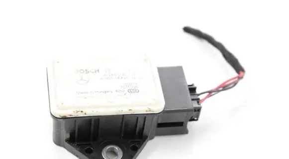 Mercedes-Benz E W212 Acceleration sensor 0265005735 A0055422618