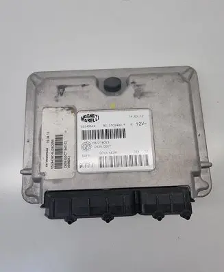 Alfa Romeo Giulietta Engine control unit/module BJ21B053