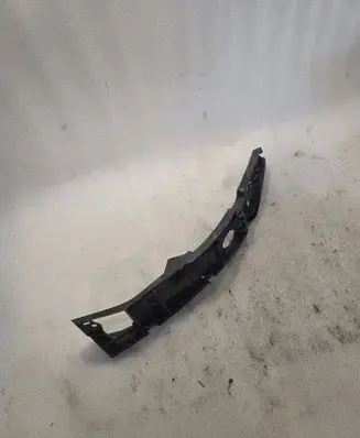 Volkswagen Touareg I Front bumper mounting bracket 7L6807184A