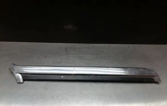 Nissan 240ZX, 280ZX, 300ZX Windshield trim 