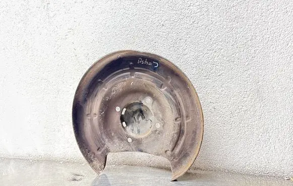 Opel Astra J Rear brake disc plate dust cover 13332182 357959422