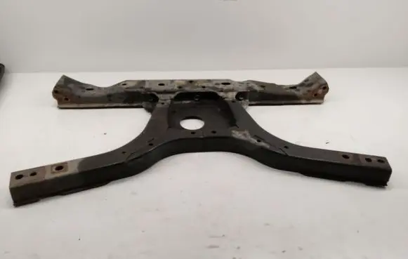 Mercedes-Benz X-class W470 Gearbox mounting bracket 