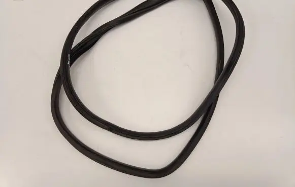 Hyundai Bayon Rear door rubber seal (on body) 