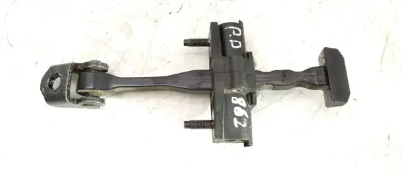 Volvo XC40 Front door check strap stopper 31457262