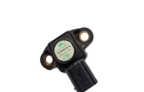 Mercedes-Benz C W204 Air pressure sensor A0061539728 0251230190