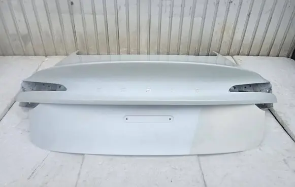 Tesla Model 3 Tailgate/trunk/boot lid 1714928-EC-B 1714928ECB 1714928