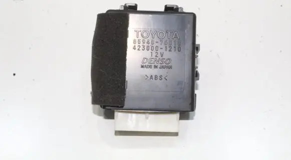 Lexus CT 200H Window washer relay 8594076010