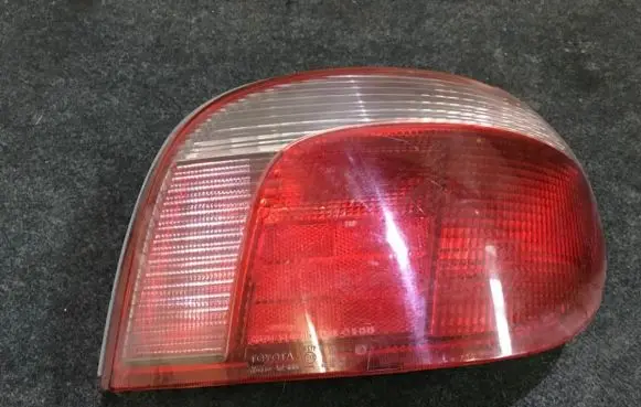 Toyota Yaris Rear/tail lights