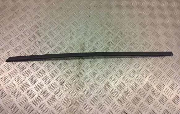 Seat Leon IV Windshield trim 5fa854328
