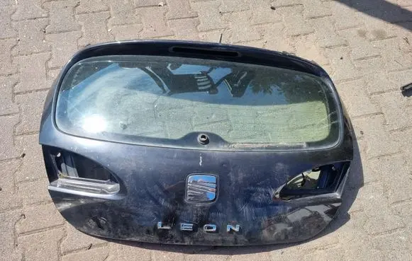 Seat Leon (1P) Rear windscreen/windshield window XXXXXXXXXX