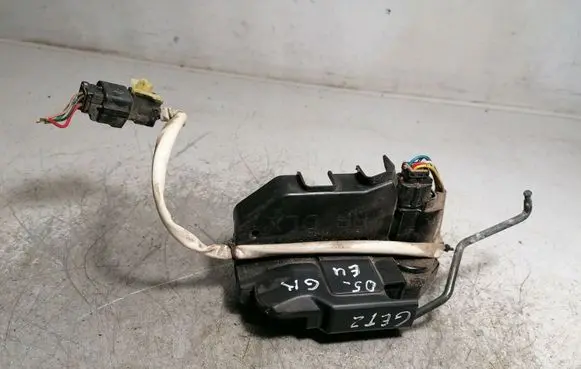 Hyundai Getz Rear door lock