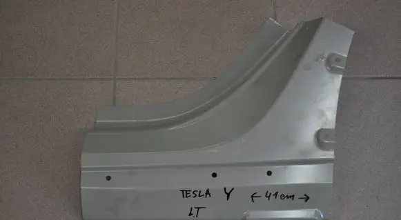 Tesla Model Y Other sill/pillar trim element 2041005SCA