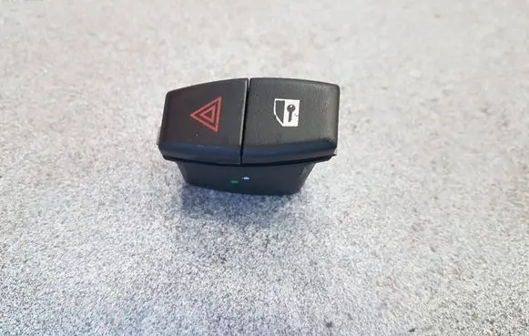 BMW 5 E60 E61 Hazard light switch 6919506 61316919506 549510500