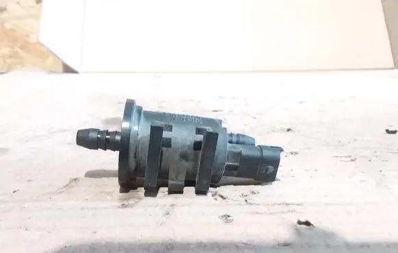 Valve vacuum