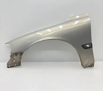 Volvo V70 Fender