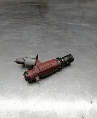 Subaru Impreza II Fuel injector FBLB100 0005408