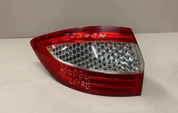 Ford Mondeo MK IV Rear/tail lights 7S7113405B 0374D
