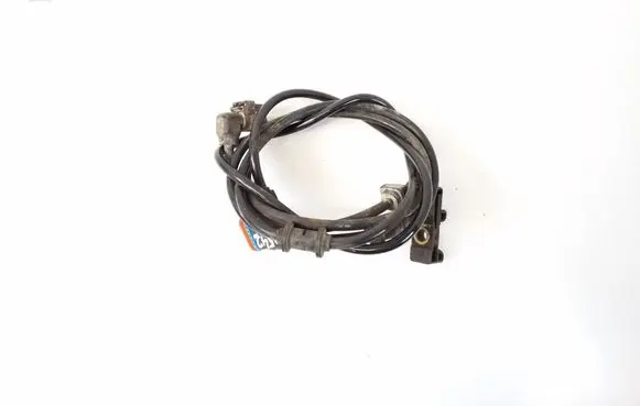 Mercedes-Benz C W204 Brake pads wear sensor A2045403910