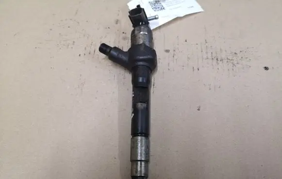 Mazda 6 Fuel injector R2AA 13H50