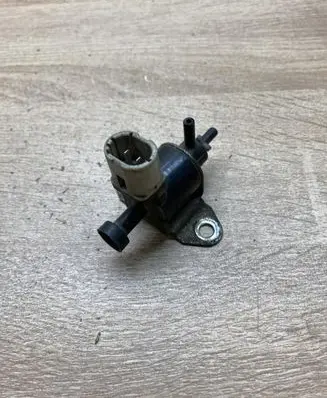 Renault Megane I Turbo solenoid valve 7700855725
